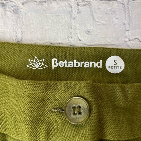 Betabrand Green Cropped Pull On Pants - Picture 5 of 5